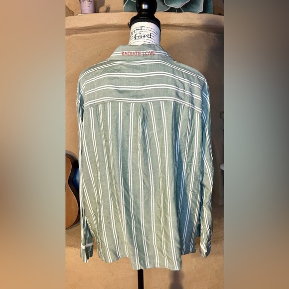 PJ Salvage Stripe Hype Pajama Set - Picture 7 of 15